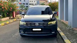 Km20rb volkswagen vw tiguan allspace tsi 2020 hitam