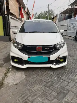 Honda Brio Satya E 2016.Modifikasi Mobilio RS
