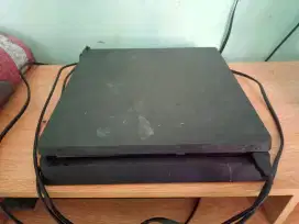 Ps 4 Slim 500gb seri 22