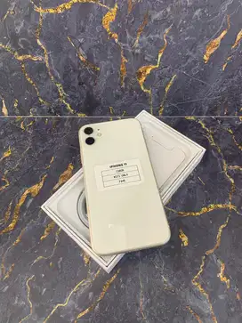 iphone 11 white 128gb (wifi only)