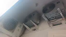 Service AC bongkar pasang AC isi freon AC perbaikan ac