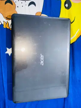 Jual Laptop Accer ram 2gb minum pemakaian