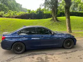 BMW 320i 2018 Bensin