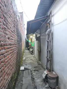 Rumah Di Jual Dukuh Pakis Surabaya Dekat Mayjend Sungkono Jual Murah