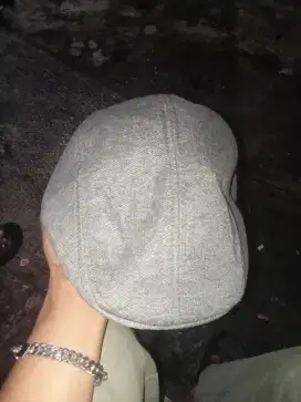 Bantu up jual aja topi pet kondisi pemakaian