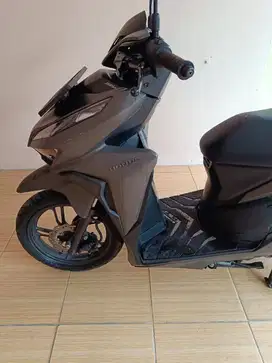 Jual Vario 150 th 2020 low KM
