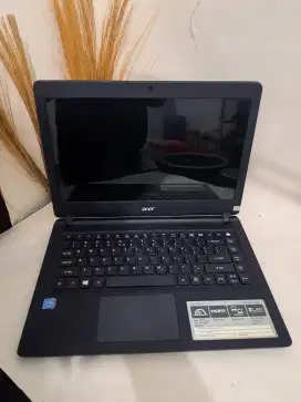 LAPTOP ACER  RAM 4GB SSD 128