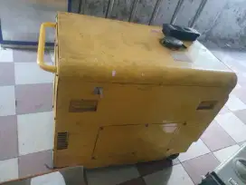 Menerima genset rusak