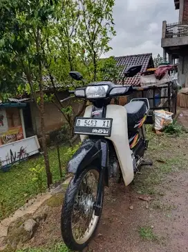 Astrea legenda 2002