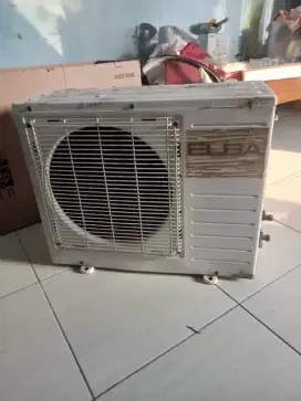 Menerima AC rusak