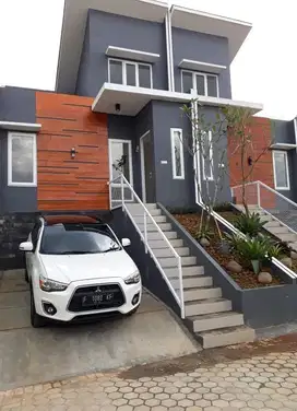 Rumah siap huni 2 lantai Sukaraja 3kamar tidur dekat stasiun KRL Bogor