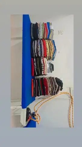 Jasa setrika uap dan laundry