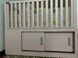 Box bayi, tempat tidur bayi