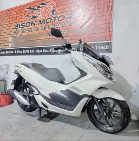 Seperti baru! HONDA PCX ABS 150 FI ISS 2020 Pajak Panjang 160