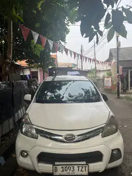 Dijual Mobil Xenia deluxe Manual 2012 nego