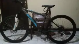 Dijual Sepeda POLYGON MONARCH 2022