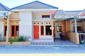 Rumah Cluster Bagus Dekat Luwes Gentan