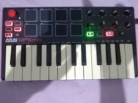 Jual Borong Midi Controller Keyboard 25Keys AKAI Professional MPK Mini