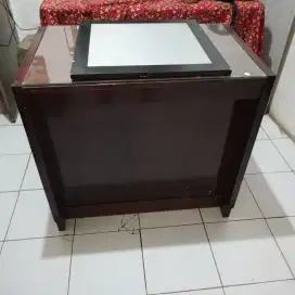 Meja & etalase kayu jati