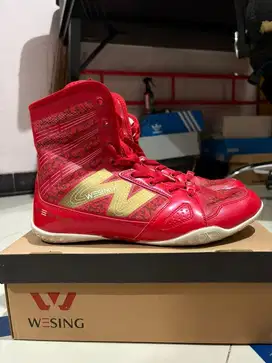 sepatu boxing wesing