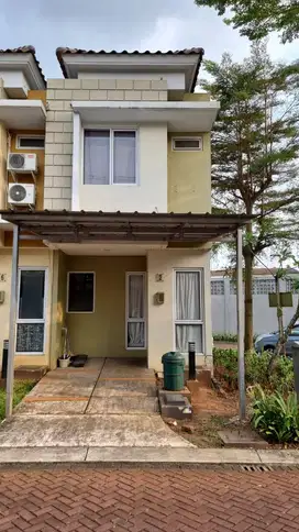 Sewa Rumah 2 Lantai minimalis di Gading Serpong Tangerang dekat UMN