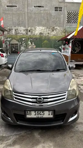 Grand Livina Automatic Abu Highway Star (2013)
