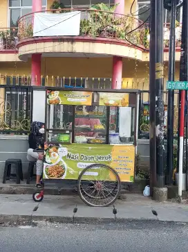 Di jual gerobak bekas ciracas