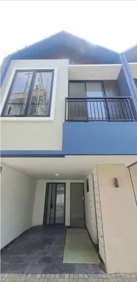 Rumah Baru dengan Rooftop Di Cilandak, Pondok labu