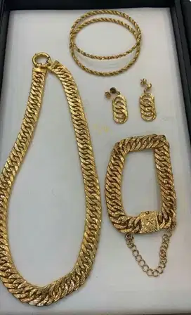 TERIMA JUAL EMAS DAN BERLIAN COD