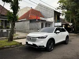All New HRV HR-V SE 2023 AT putih pearl white plat D bandung