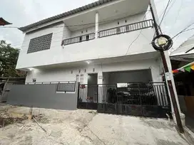 Rumah Minimalis Lokasi Strategis Dekat Kantor Walikota Jakarta Timur