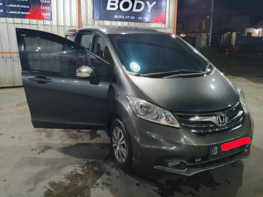 Jual Honda Freed 2013 PSD Istimewa