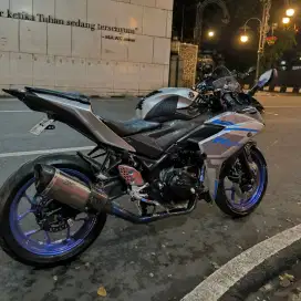 Yamaha R25 tahun 2015