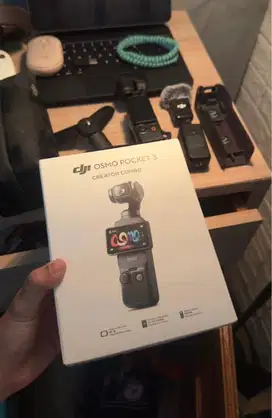DJI Osmo Pocket 3 Creator Combo