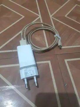 Charger ori oppo F3 ( 4 Ampere )