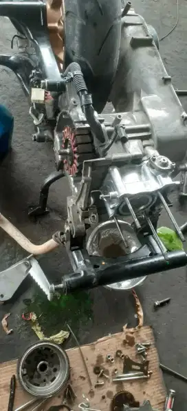 Jasa servis motor panggilan