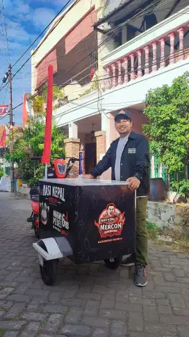 DIBUTUHKAN OPERATOR GEROBAK KELILING