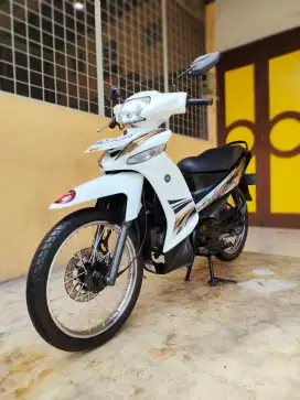 Yamaha Vega / Vega 110 ZR 2011, White Premium Metalic, Unit Mulus.