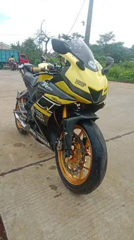 Motor Yamaha YZF R15
