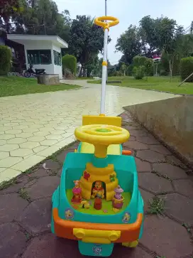 Mobilan Anak Dorong Winnie The Pooh