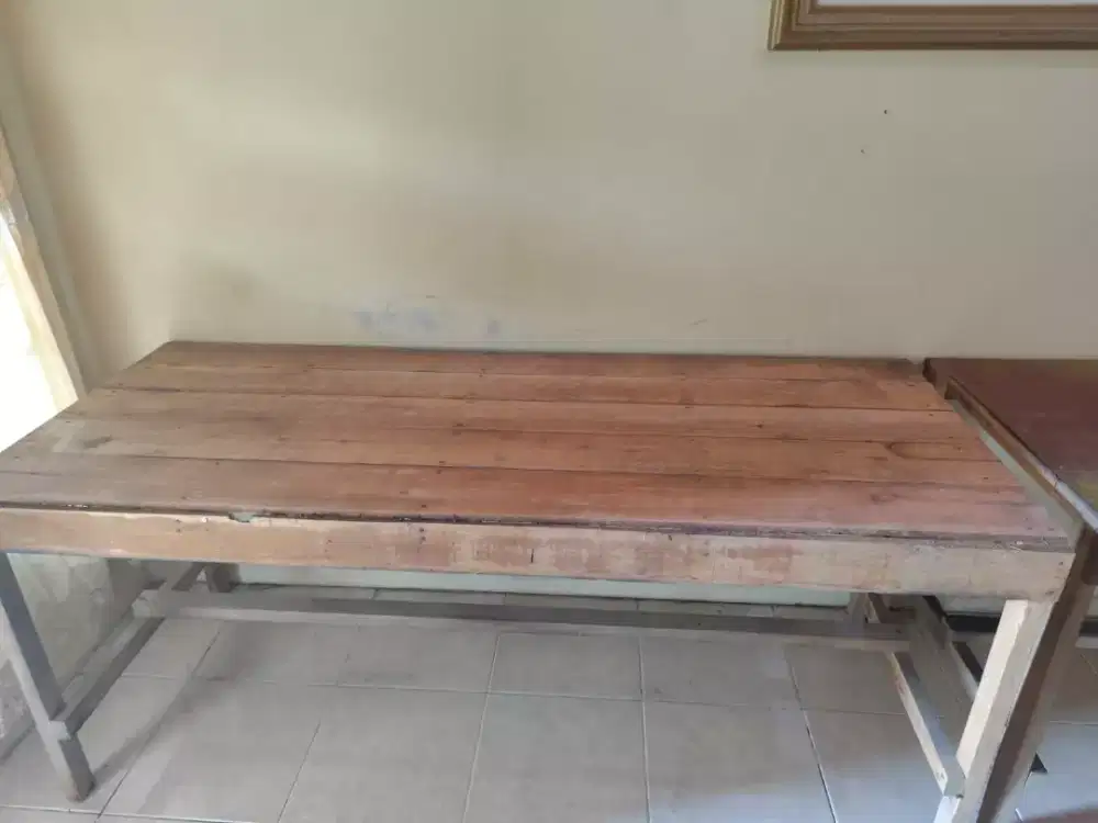 Meja panjang untuk jualan/usaha