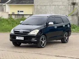 Toyota kijanag inova G metic