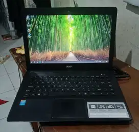 Acer normal i3 gen 5 ram 8 SSD 128 Batre 2 jam windows 10 siap pakai
