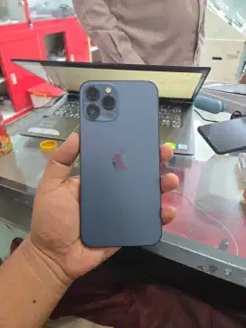 12 promax 256GB permanen bh 90 fullset