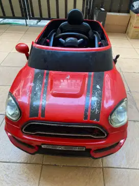 Mobil aki anak (Bekas)