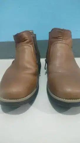 SEPATU KICKERS ORI