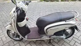 Motor honda scoopy FI 2013 warna kredit favorit