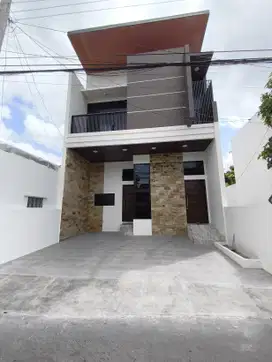 Rumah 4 Kamar Tidur, Carport 2 Mobil, Jl. Kaliurang Km.7