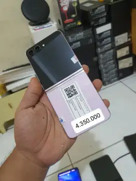 SAMSUNG GALAXY Z FLIP 5 SEIN 5G 8/512 MINUS TOMPEL FUNGSI 100% NORMAL