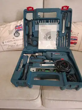 Dijual 1 Set Bor Listrik Bosch GSB 600